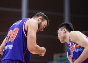 开云体育在线-关于湖人力克天津队，周琦刷新纪录的信息