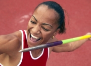 开云体育中国-阿尔瓦雷斯爆发破铁壁，曼城客场力克莱比锡背后的战术博弈