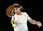 开云体育中国-英国网球队绝杀世界网球队，西西帕斯爆发神勇的简单介绍