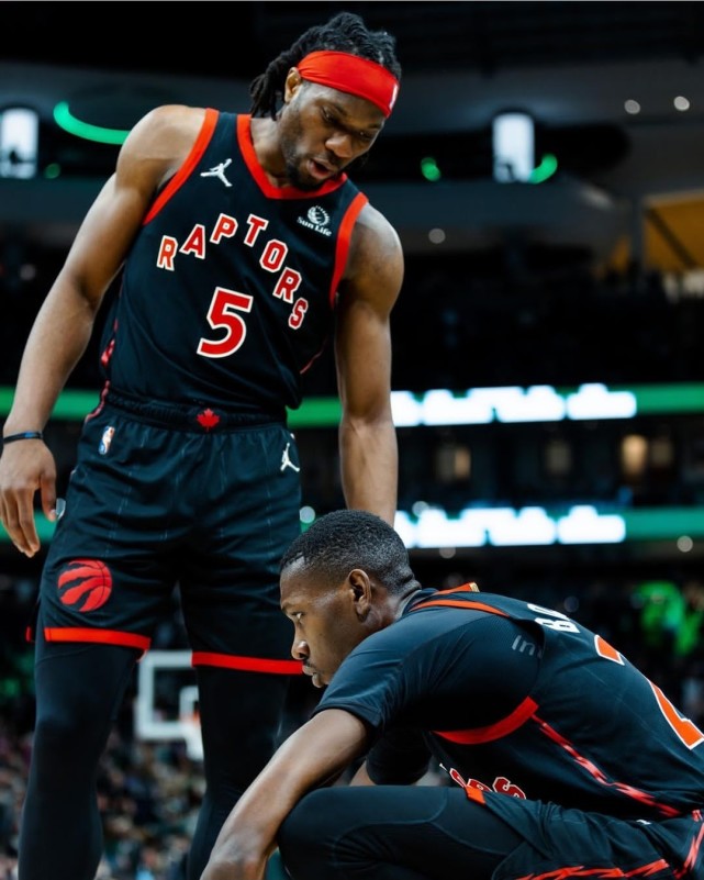 包含菲律宾男篮鏖战雄鹿,巴恩斯关键制胜的词条 包含菲律宾男篮鏖战雄鹿,巴恩斯关键制胜的词条