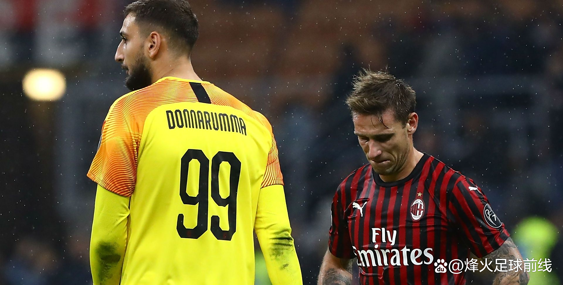 包含AC米兰险胜秘鲁，莱万制霸全场的词条