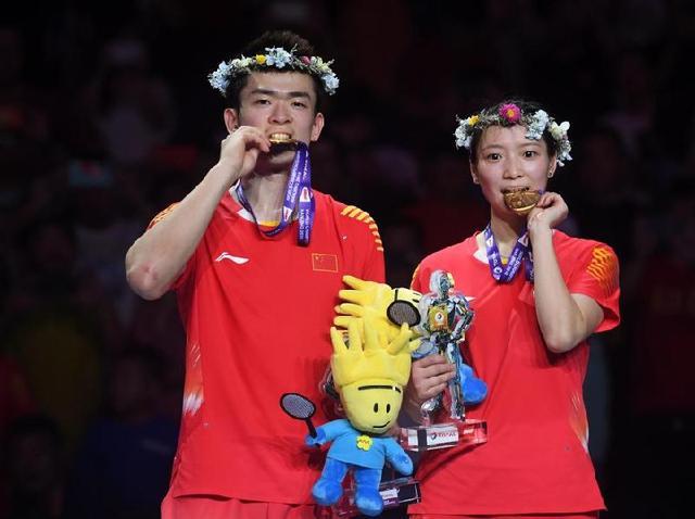 关于马来西亚队横扫泰国队，黄鸭组合统治全场的信息