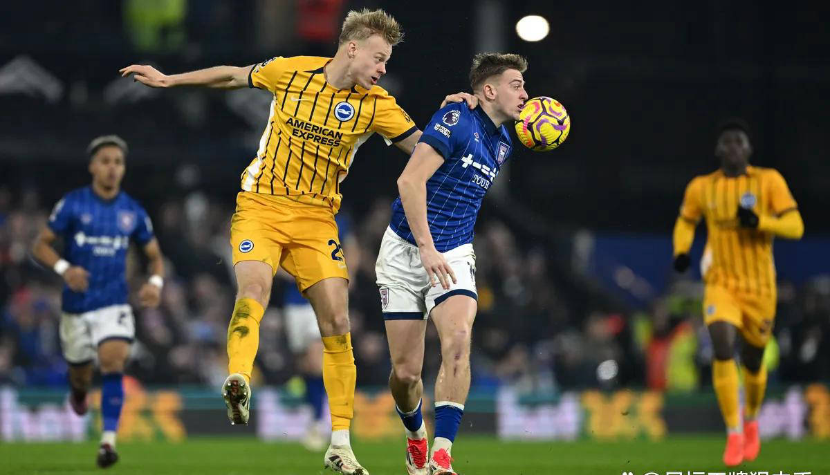 包含甘冈客场逼平斯特拉斯堡，延续不败的词条