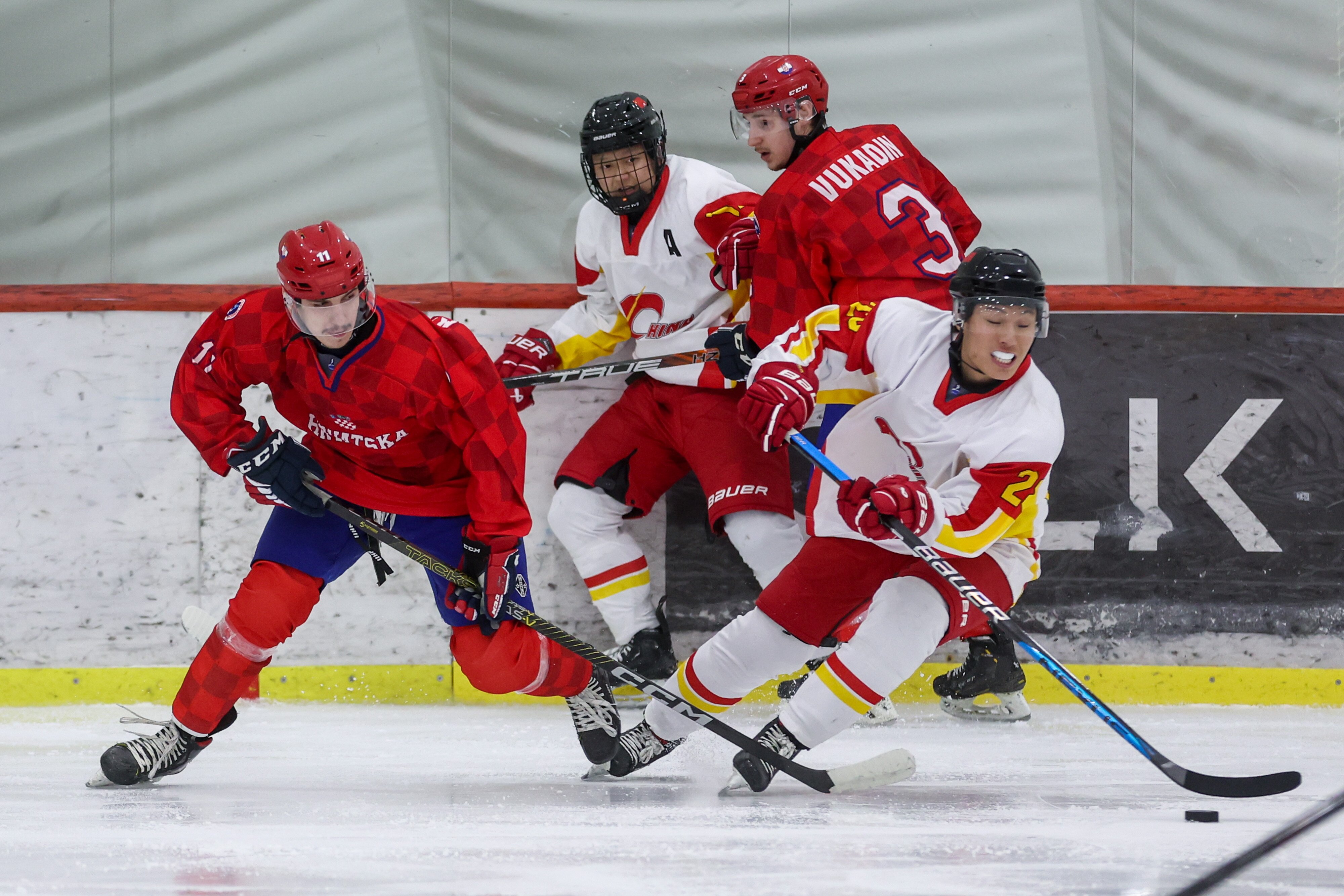 关于冰岛足球联赛球队为即将到来的比赛赛场磨砺的信息 关于冰岛足球联赛球队为即将到来的比赛赛场磨砺的信息