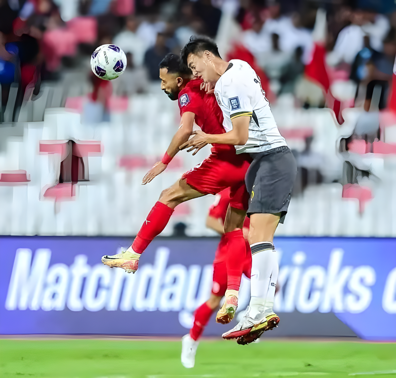 恩泽恩球员奋力扑救,绝杀对手赢得胜利的简单介绍 恩泽恩球员奋力扑救,绝杀对手赢得胜利的简单介绍