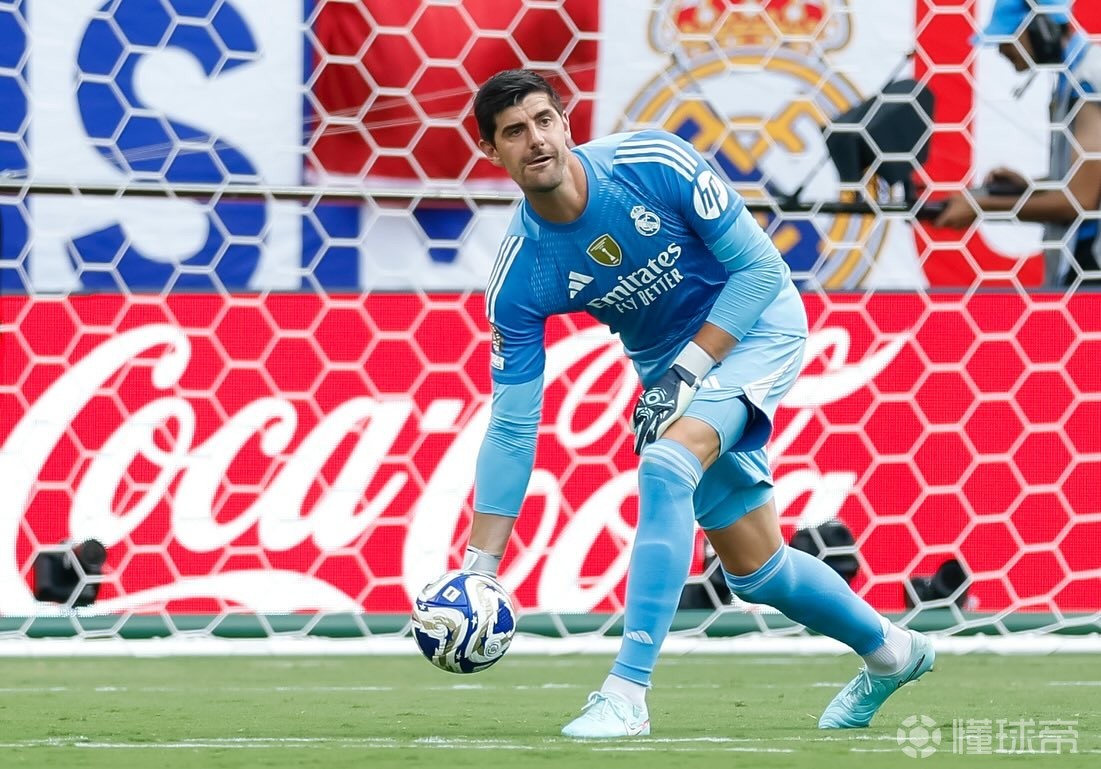 包含荷兰逆转皇马,库尔图瓦惊艳四座的词条 包含荷兰逆转皇马,库尔图瓦惊艳四座的词条