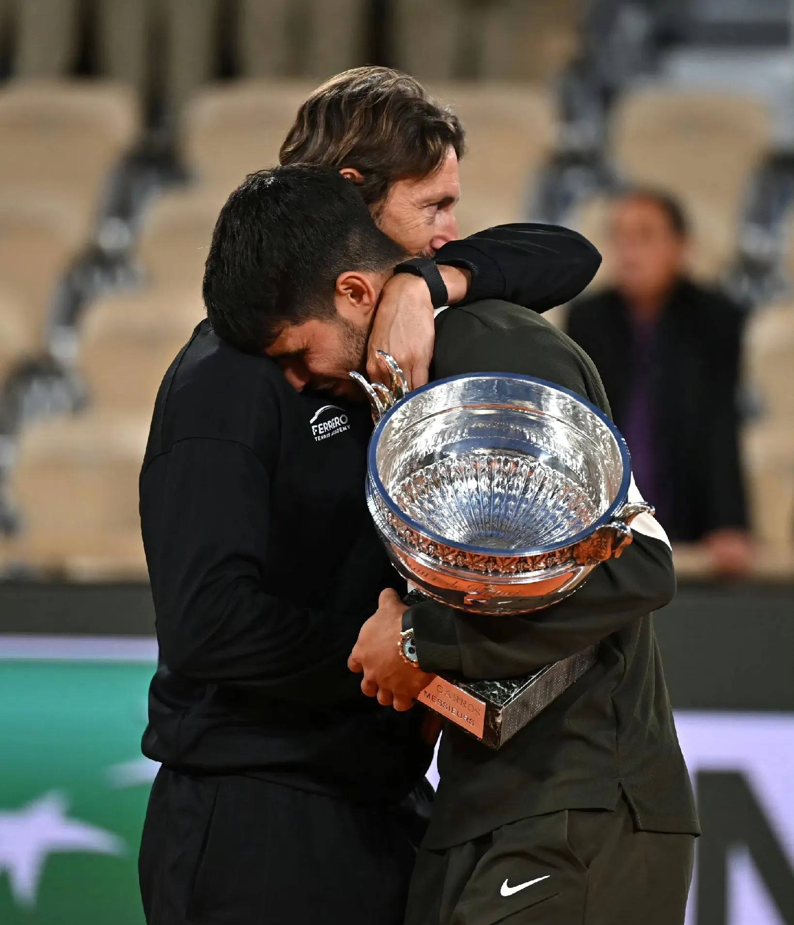 意大利网球队血洗世界网球队，阿尔卡拉斯送出助攻